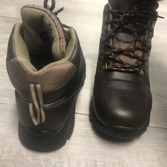 Brown hiking boots - Picture 3 of 3